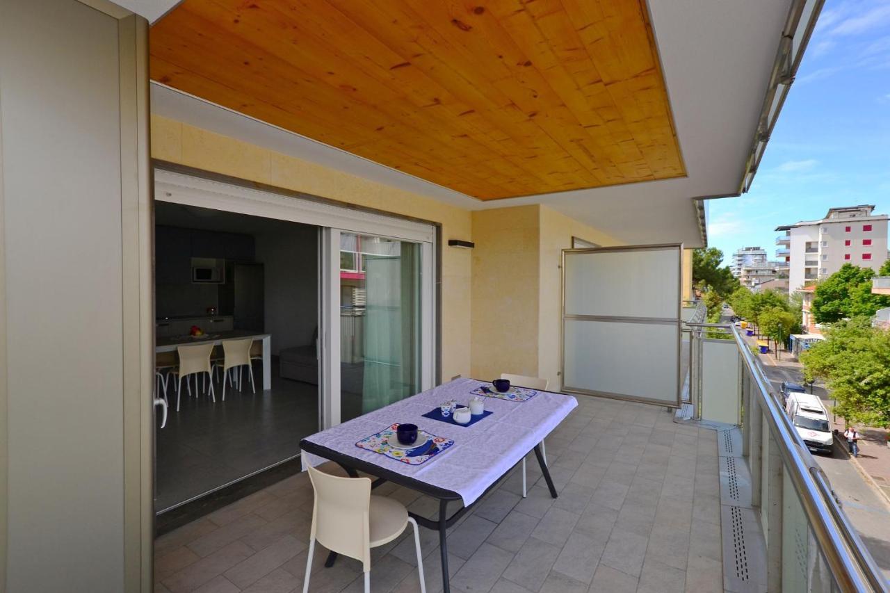 Apartments In Lignano 21701 Линяно Сабиадоро Екстериор снимка